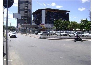 Prefeitura de Salvador anuncia venda de terreno na Avenida Tancredo Neves