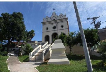 Igreja é restaurada e ruas passam por requalificação no Tororó