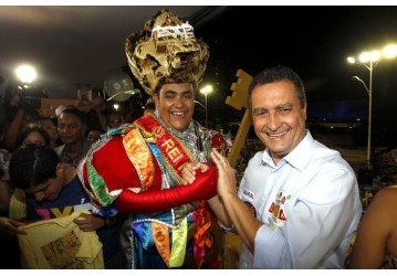 Governador participa da abertura oficial do Carnaval 2015 em Salvador