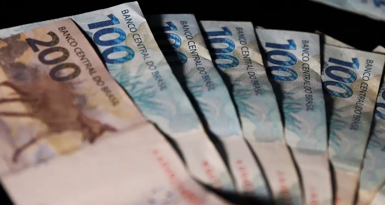 Estimativas do mercado para inflação e PIB permanecem estáveis