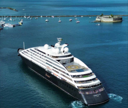 Bahia abre temporada de cruzeiros com navio luxuoso