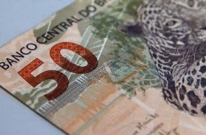 Brasileiros têm R$ 10,4 bi em valores esquecidos para resgatar