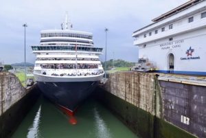 Canal do Panamá inicia a temporada de cruzeiros