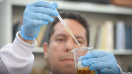 Metanol crise completa um mês com alerta para falsificação de bebidas