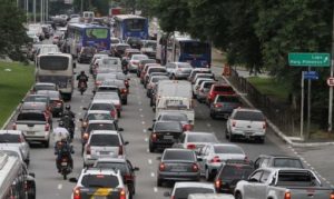 carro é o principal meio de transporte para o trabalho