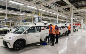 BYD iniciou 2º. turno na unidade de Camaçari e amplia produção BYD iniciou 2º. turno na unidade de Camaçari e amplia produção
